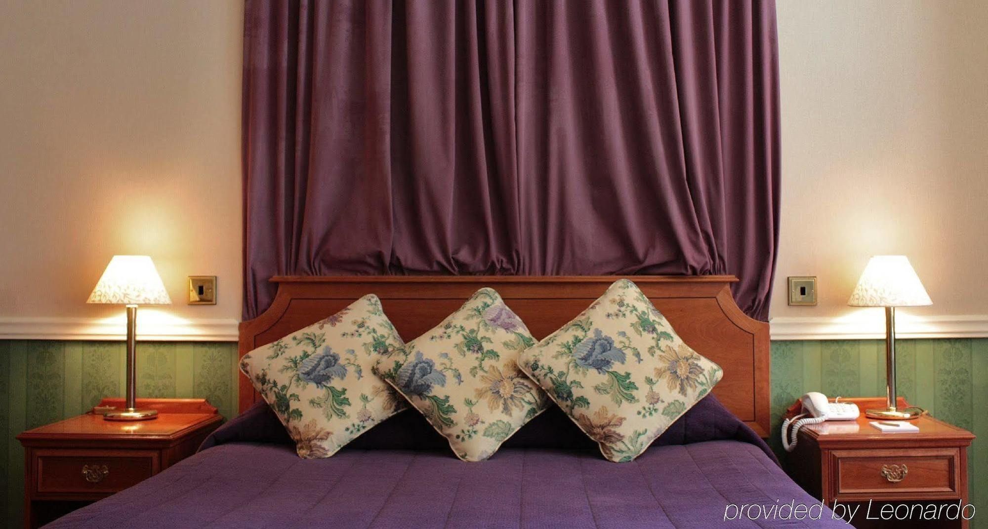 Kincraig Castle Hotel Инвергордон Экстерьер фото