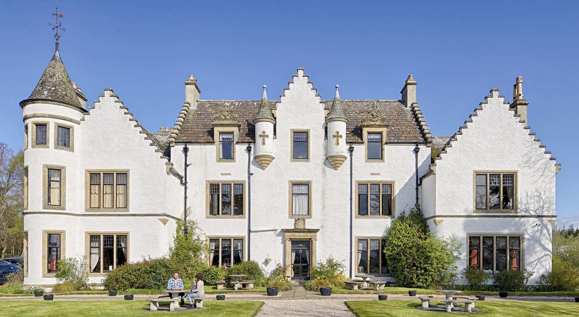 Kincraig Castle Hotel Инвергордон Экстерьер фото
