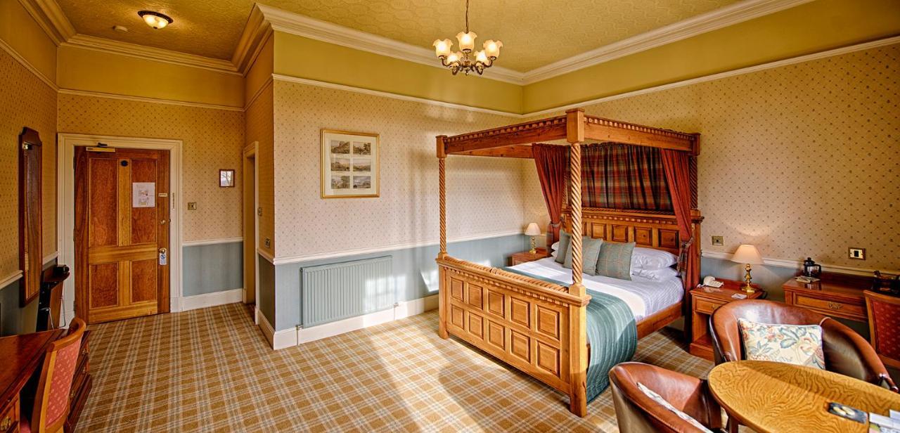 Kincraig Castle Hotel Инвергордон Экстерьер фото